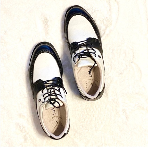 🌟4/$25🌟Lady Fairway Golf Shoes - Picture 1 of 8